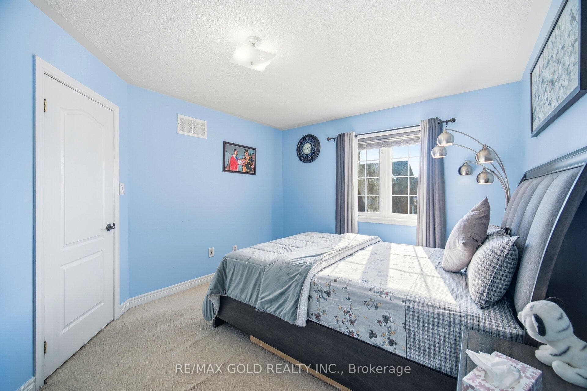 27 Frostbite Lane photo 31