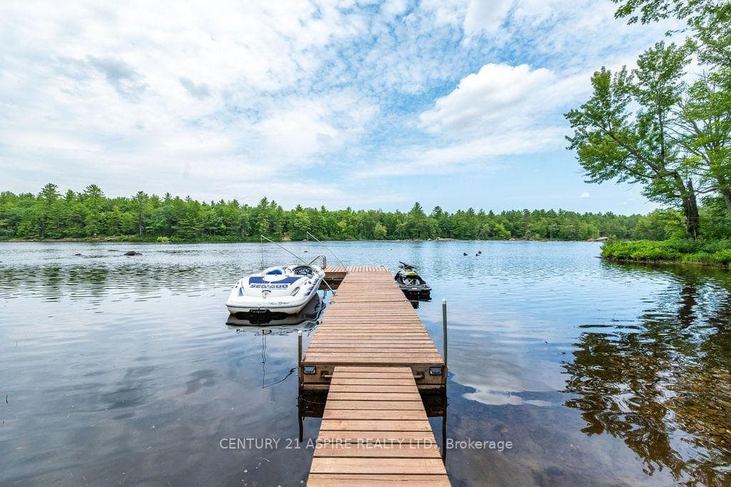 978 Rantz Road photo 8