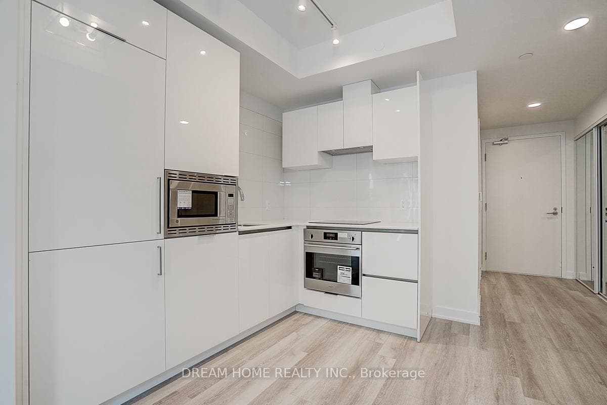 238 Simcoe Street Unit 2205 photo 23