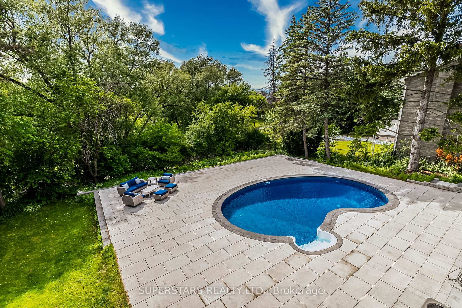56 Cynthia Crescent photo 46