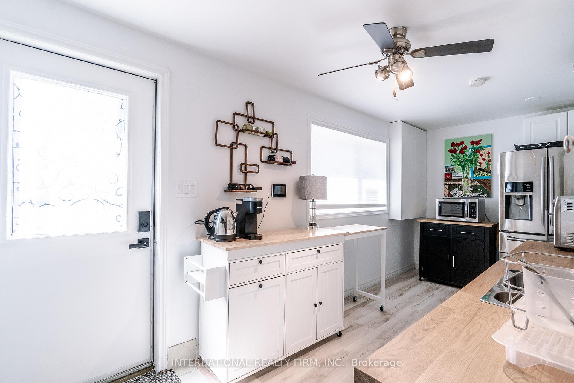 324 Bethune Drive photo 32