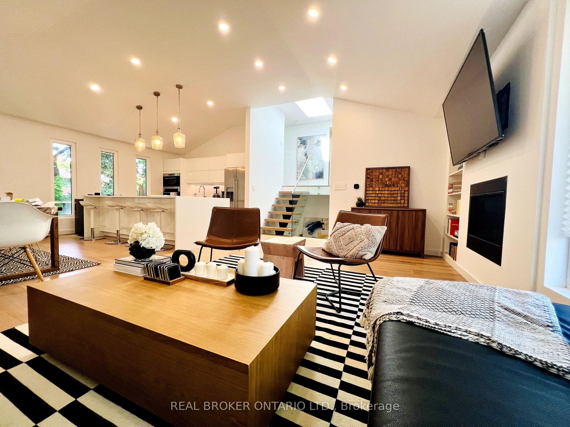 51 Castlemere Crescent photo 1