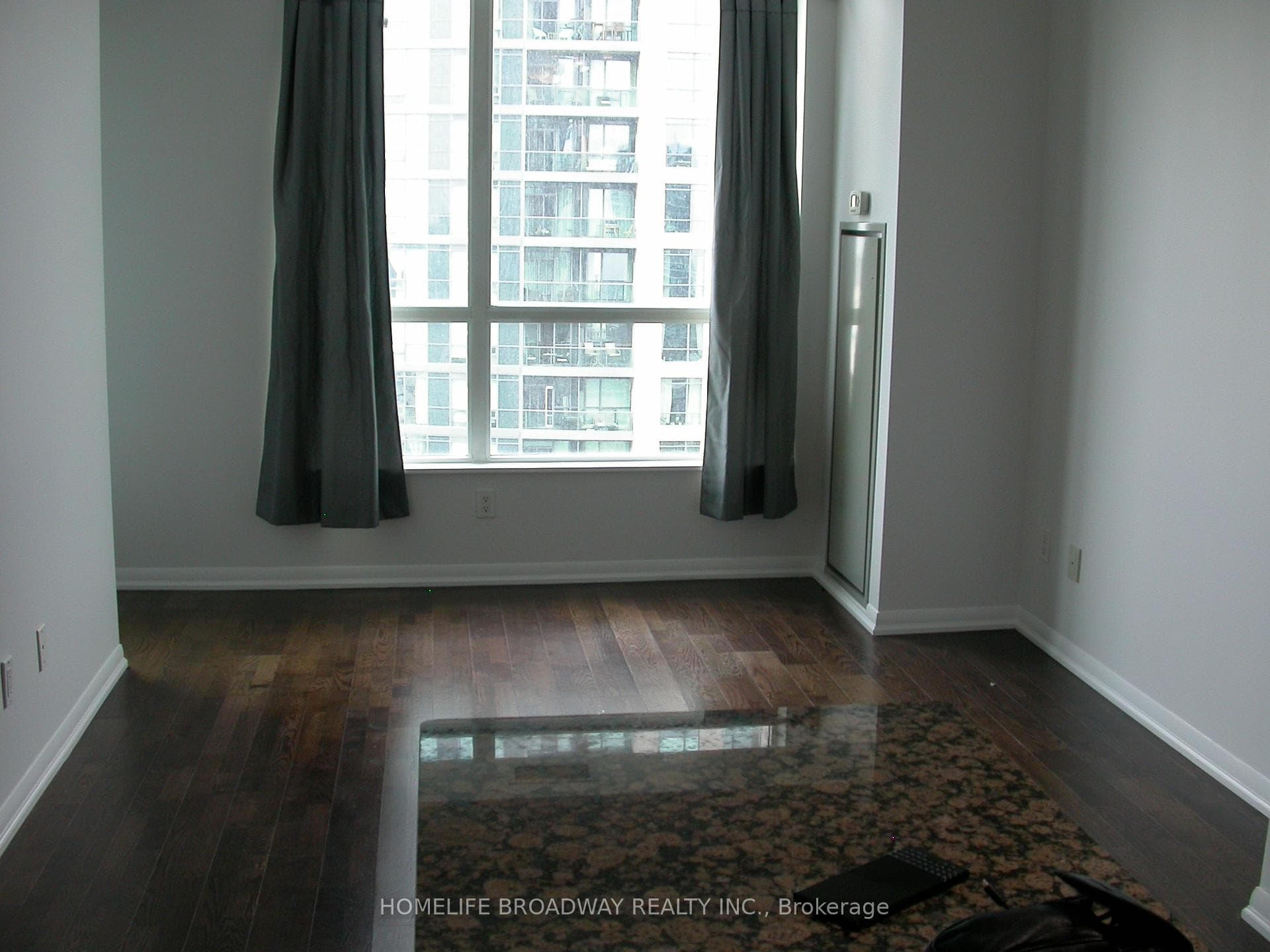 215 Fort York Boulevard Unit 2709 photo 12