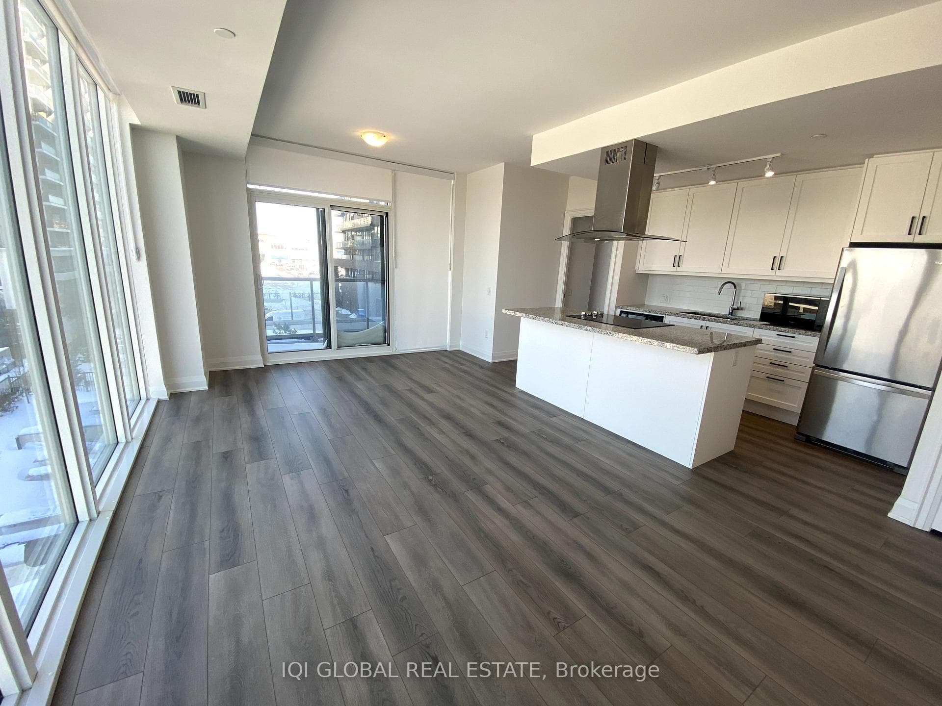 10 Gatineau Drive Unit 313W photo 11