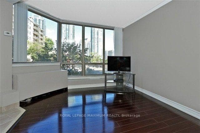 25 Fairview Road Unit 311 photo 3