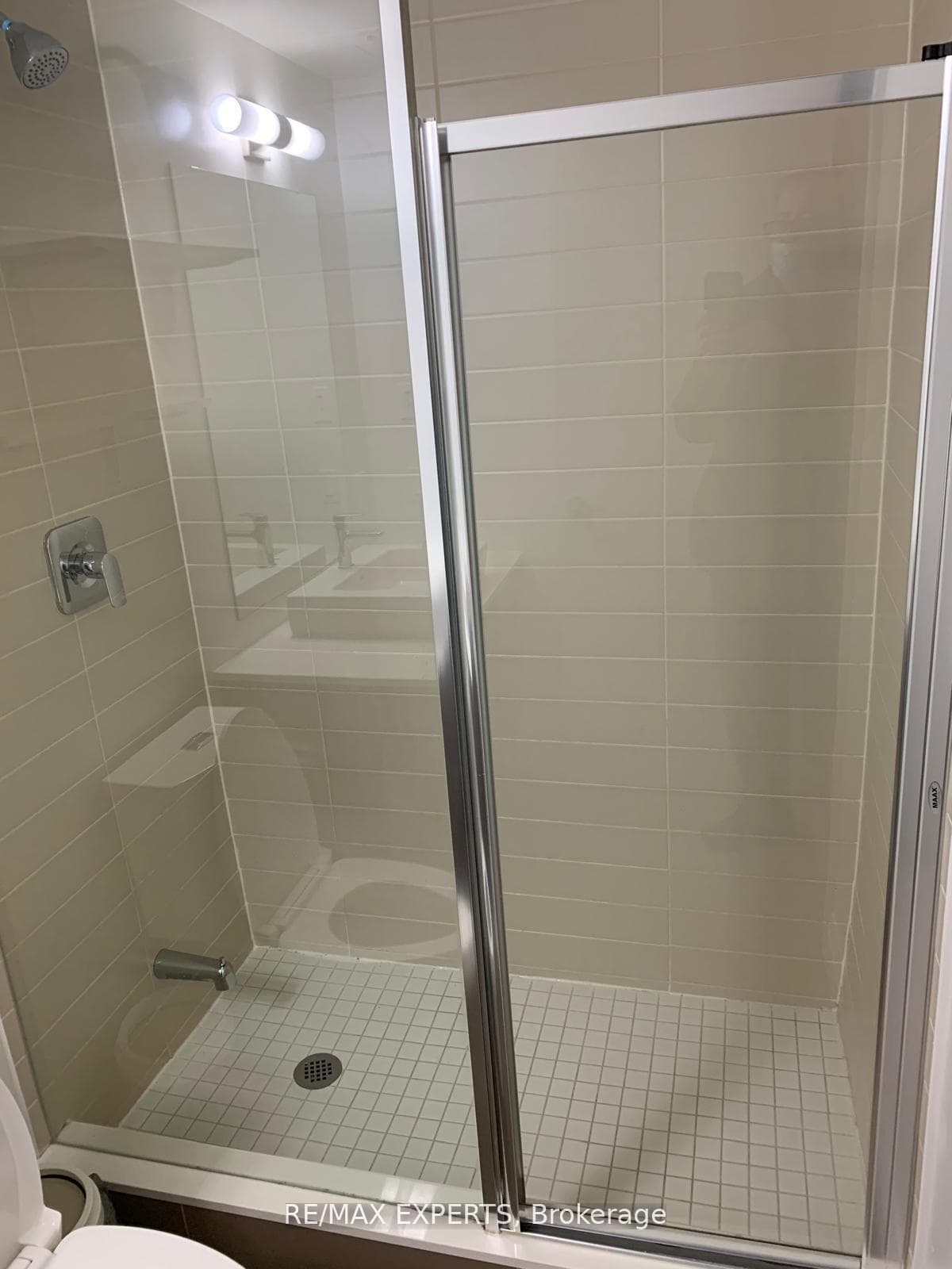 4800 Highway 7 Road Unit 411 photo 18