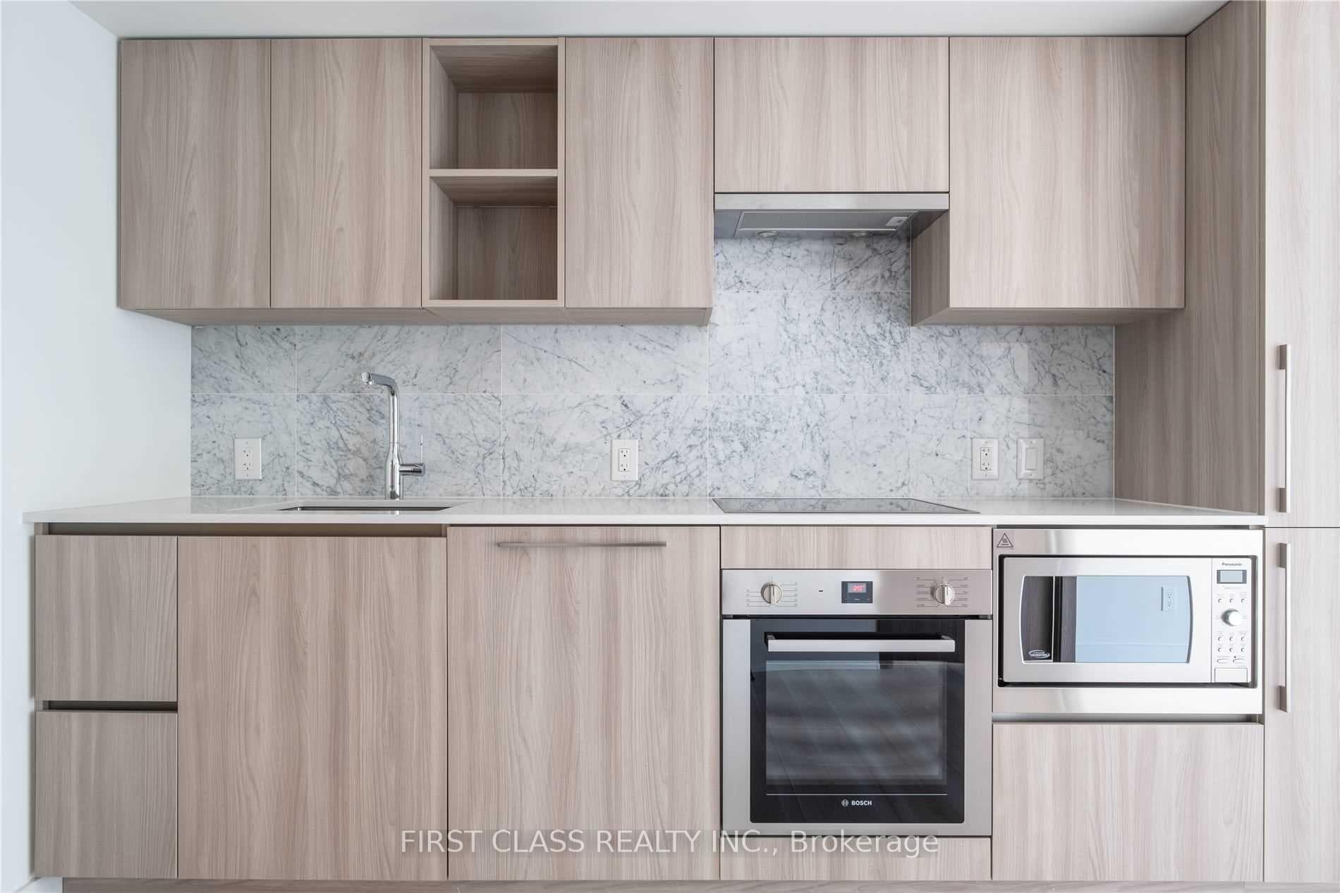 17 Bathurst Street Unit 1516 photo 10