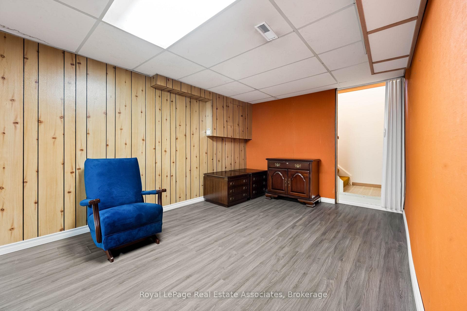 256 Archdekin Drive photo 24