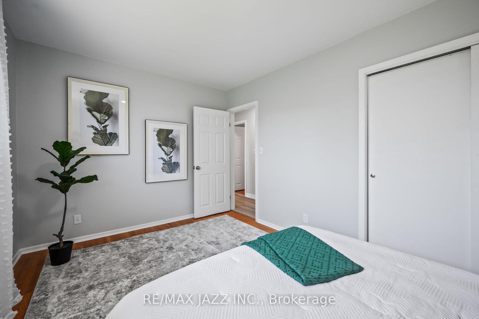 1341 Ontario Street photo 20