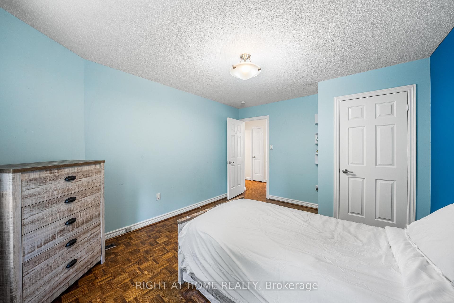 5 Stave Crescent photo 12