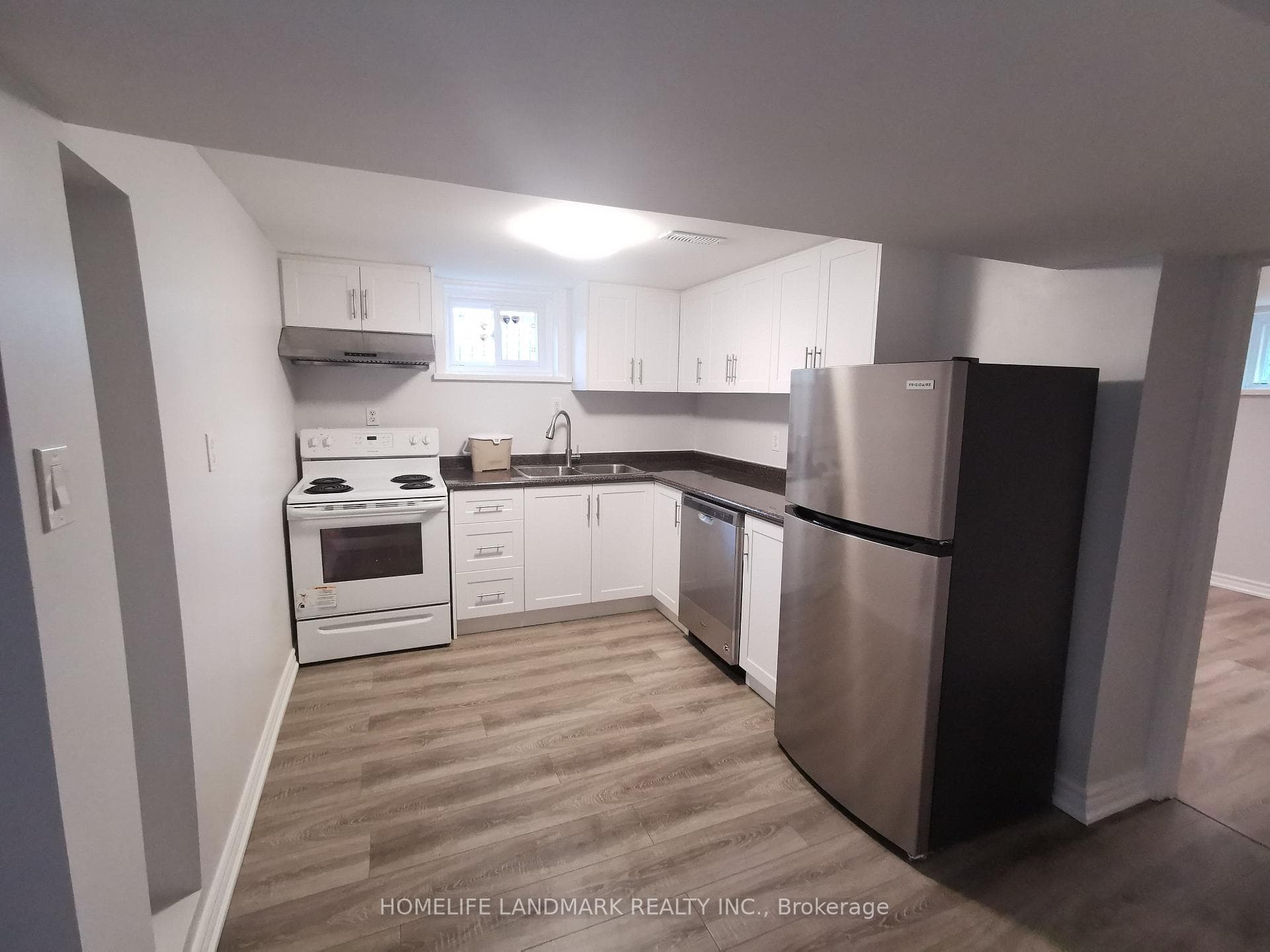 142 Septonne Avenue Unit BSM photo 2