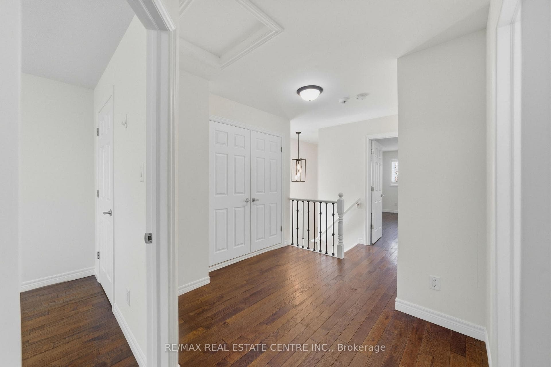 876 GOLF LINKS Road Unit 1 photo 22