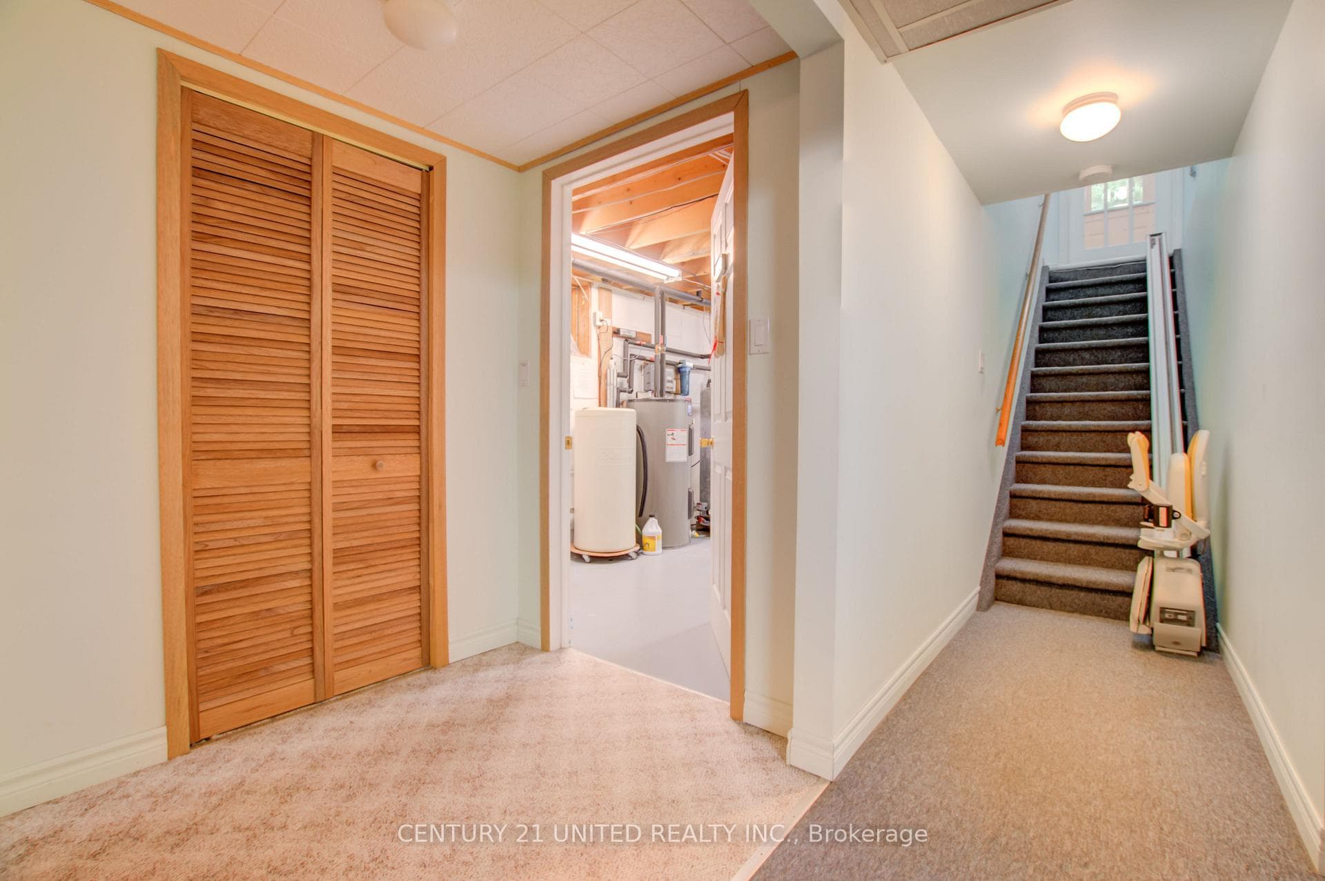 86 Hearthstone Road photo 23