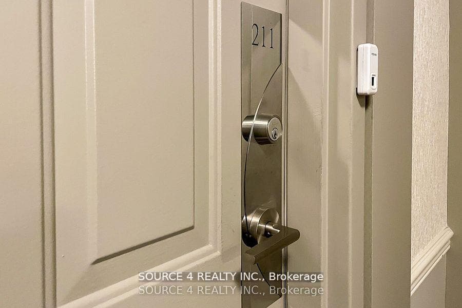 141 Woodbridge Avenue Unit 211 photo 5