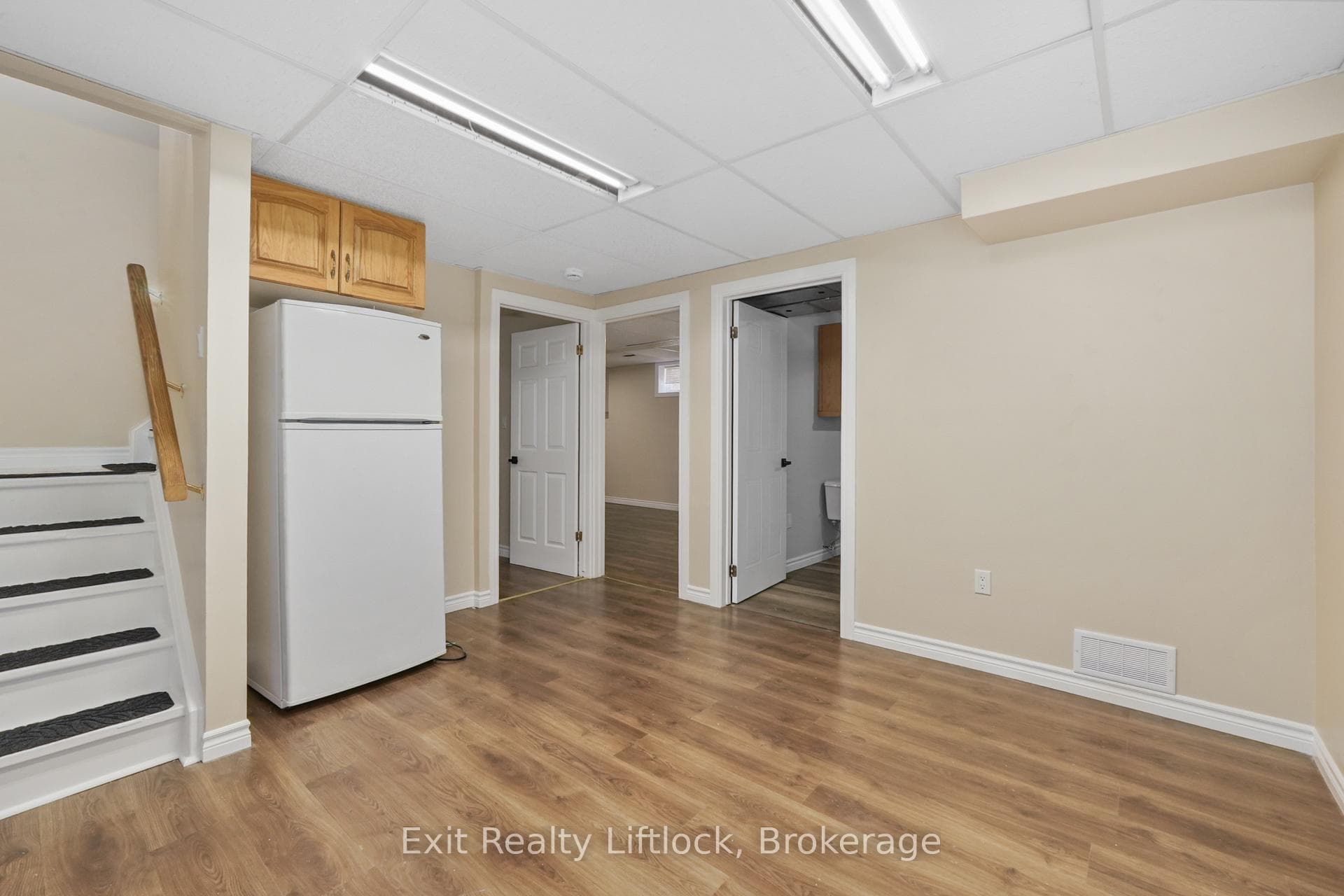 129 Towerhill Road photo 12