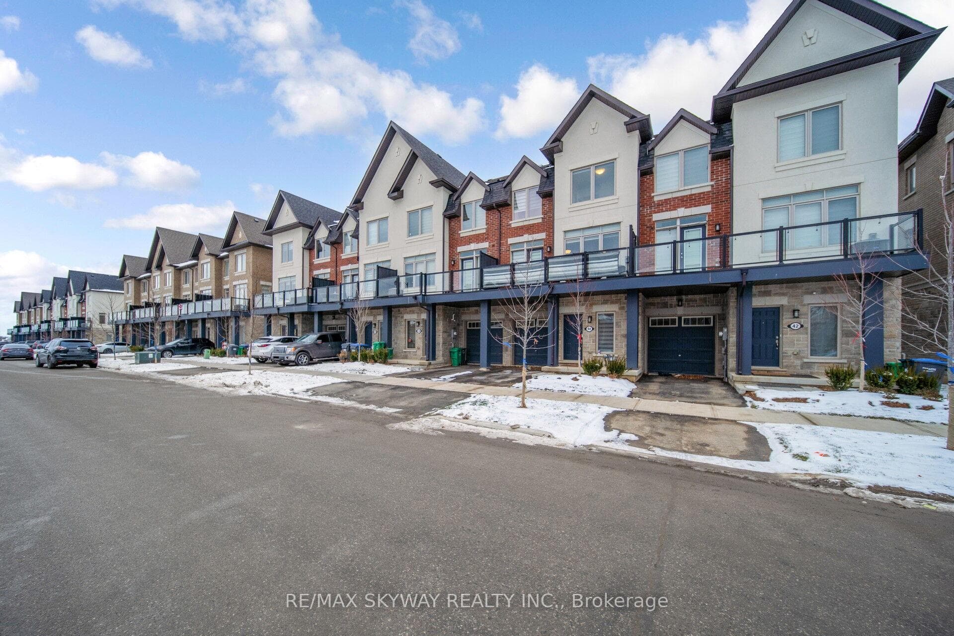 40 Waterville Way photo 5