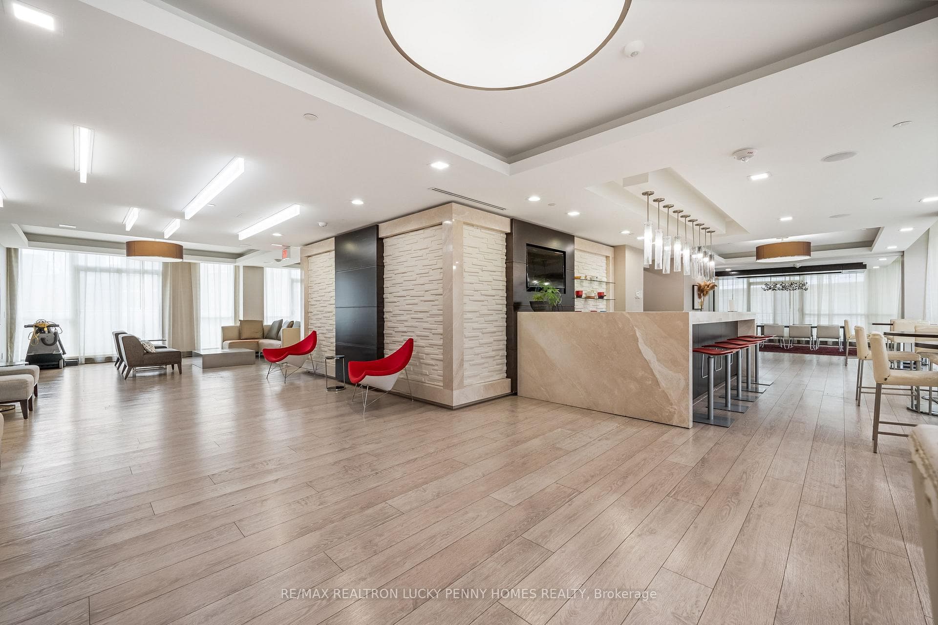 275 Yorkland Road Unit 711 photo 24