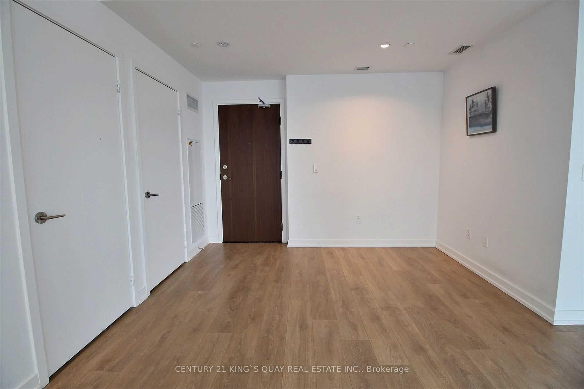 117 Mcmahon Drive Unit 807 photo 7
