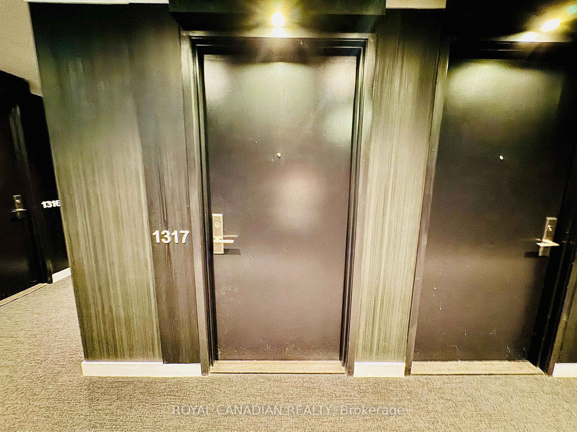 20 Edward Street Unit 1317 photo 4