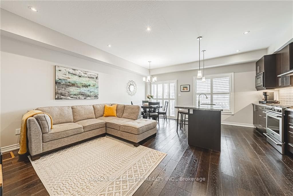 47 Madonna Drive Unit 11 photo 5