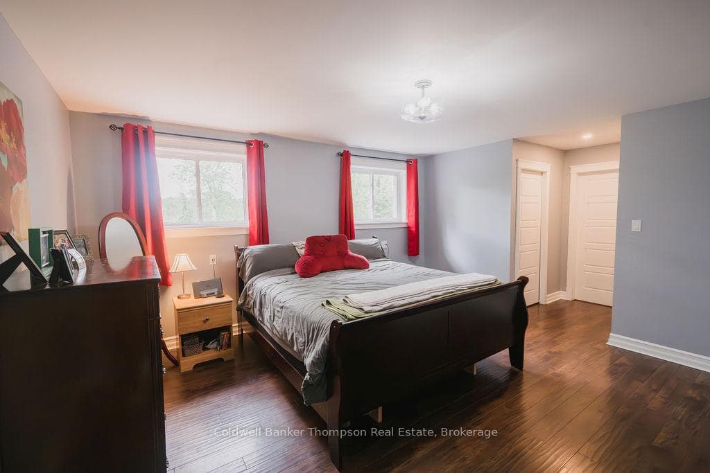 39 Riverside Avenue photo 22