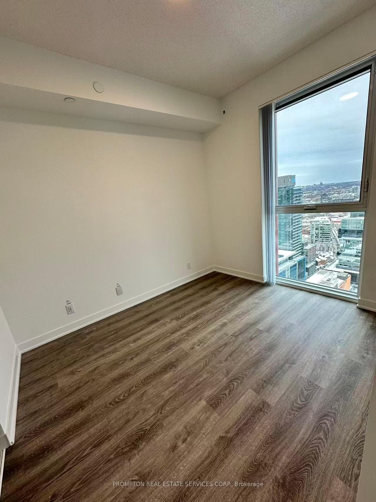 180 Front Street Unit 3805 photo 10