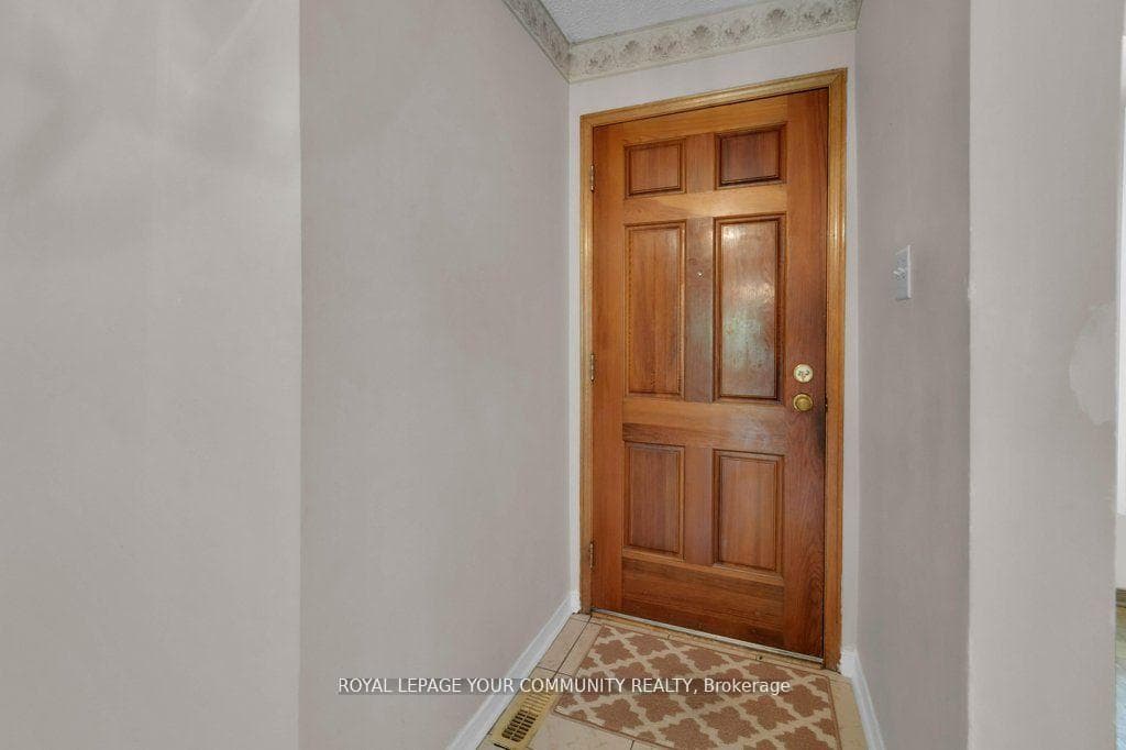 217 Badessa Circle photo 3
