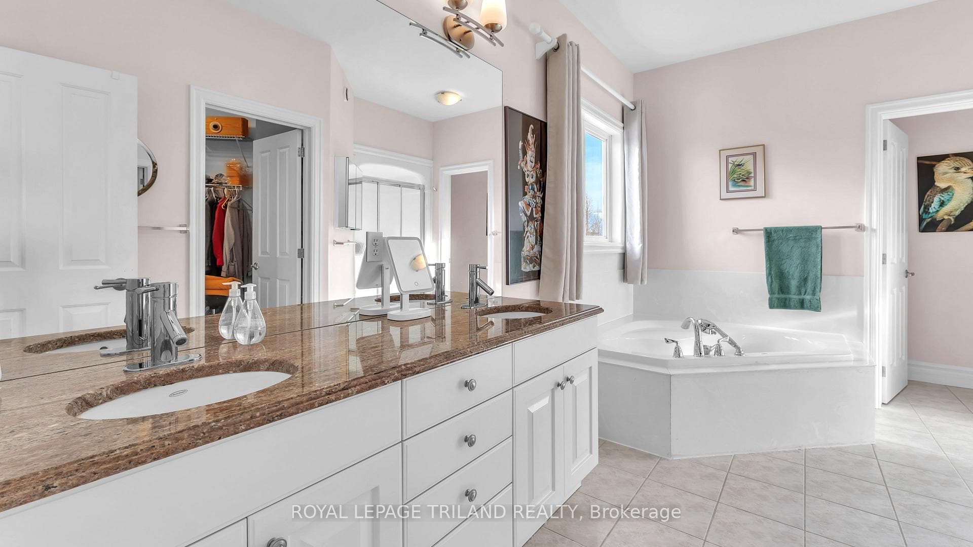 275 Elderberry Avenue photo 15