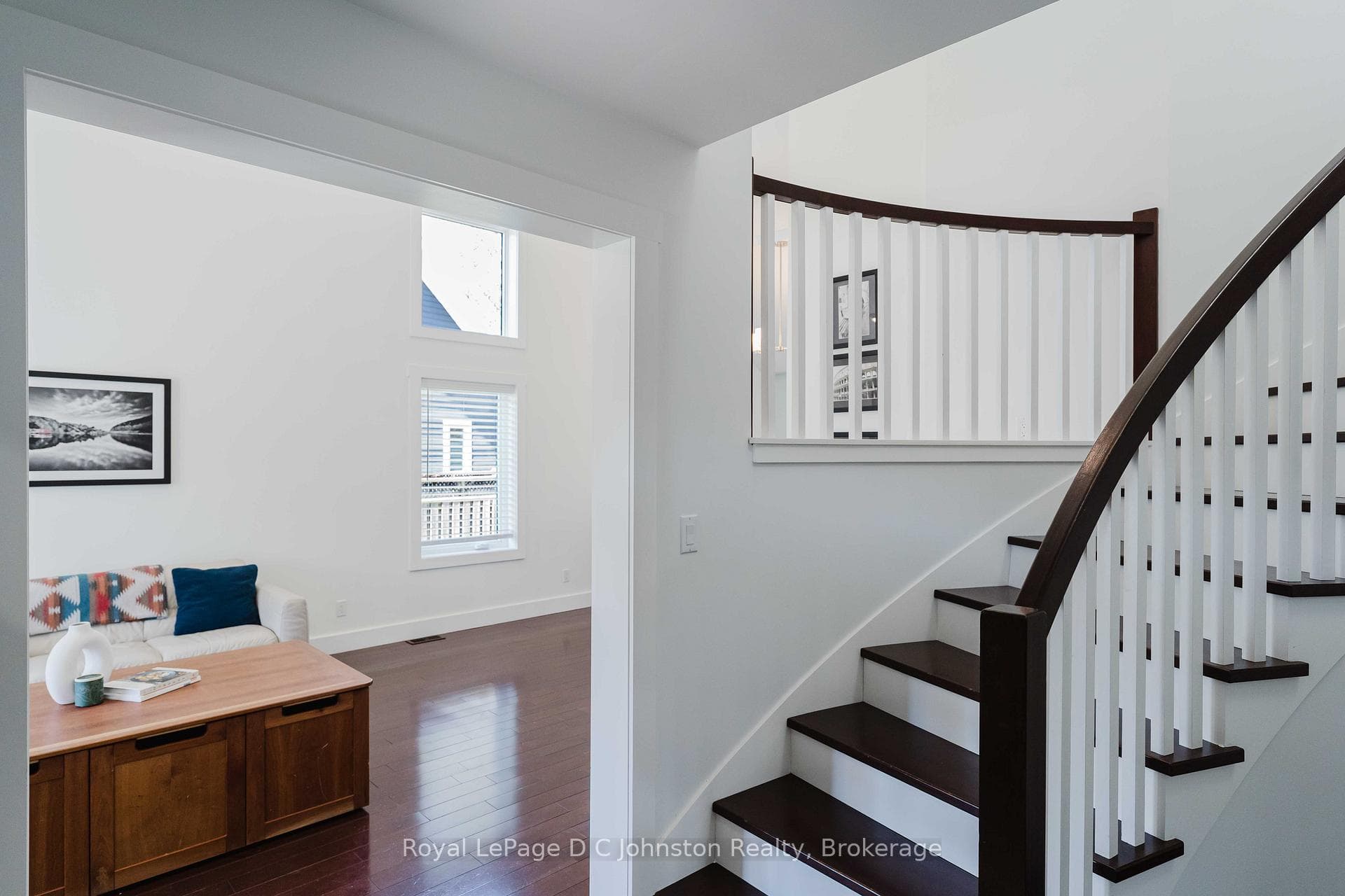 516 Meadow Lane photo 3