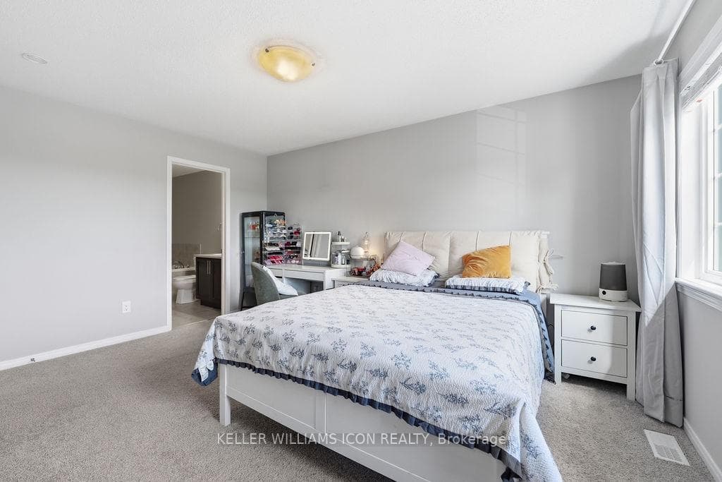 493 Ashbourne Crescent photo 19