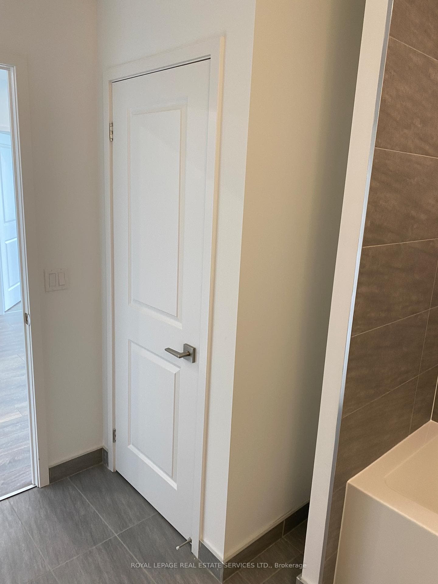 297 Oak Walk Drive Unit 1610 photo 15