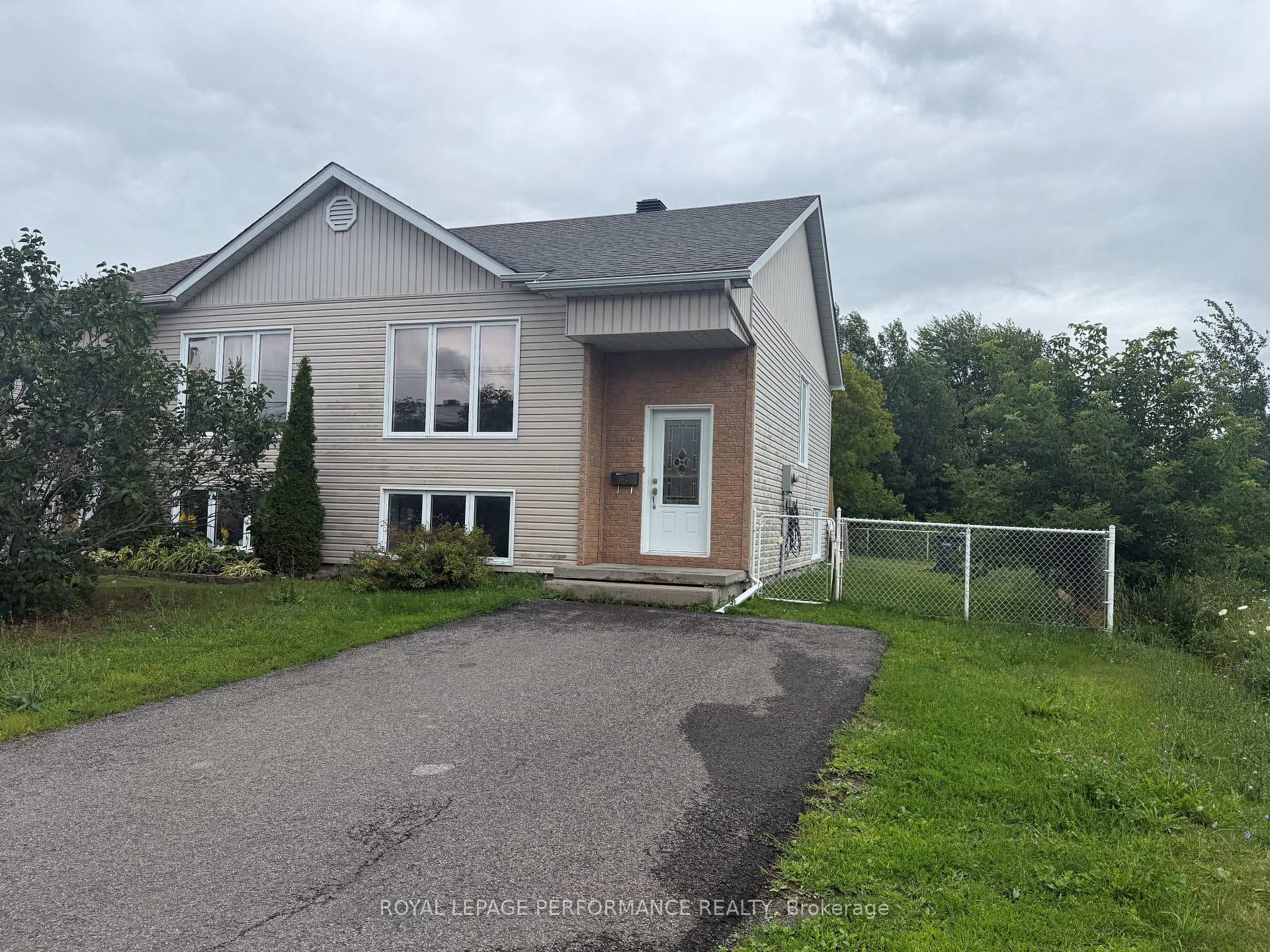 350 Higginson Street photo 1