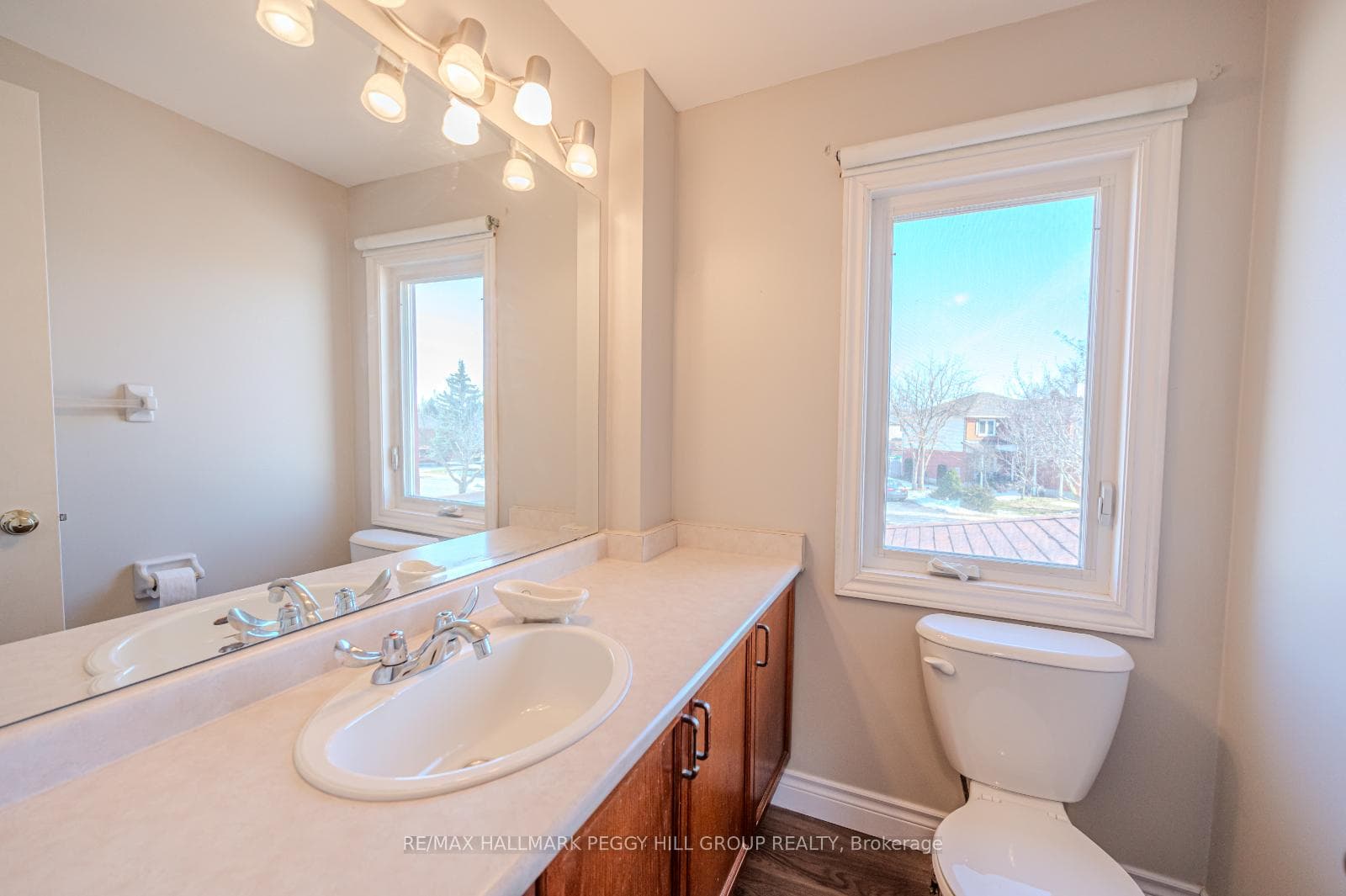 48 O'Shaughnessy Crescent photo 13