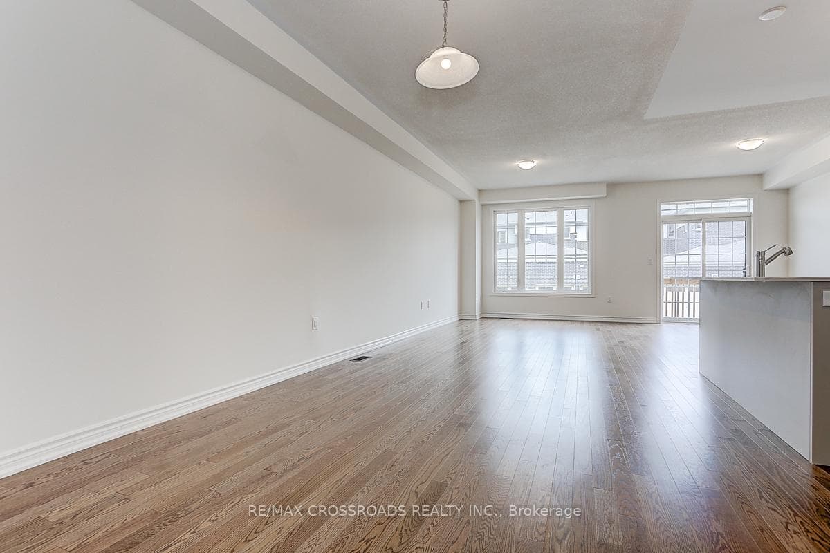 53 Velvet Drive photo 7