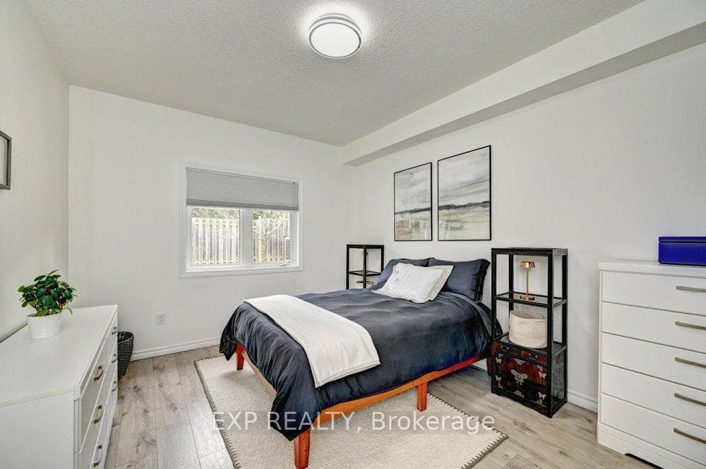 795 Laurelwood Drive Unit C11 photo 18