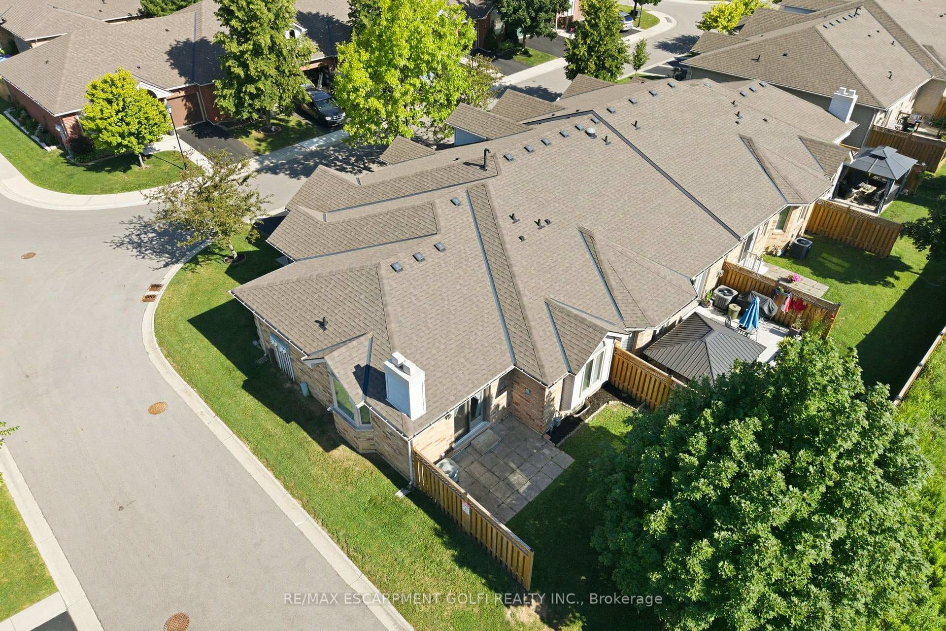 21 Cathy Drive photo 28