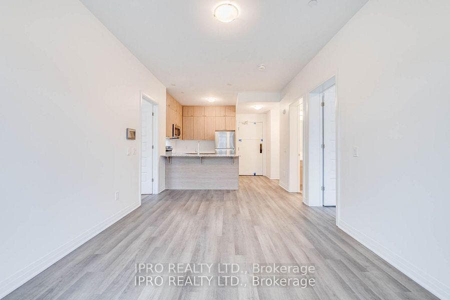 470 Gordon Krantz Avenue Unit 114 photo 19