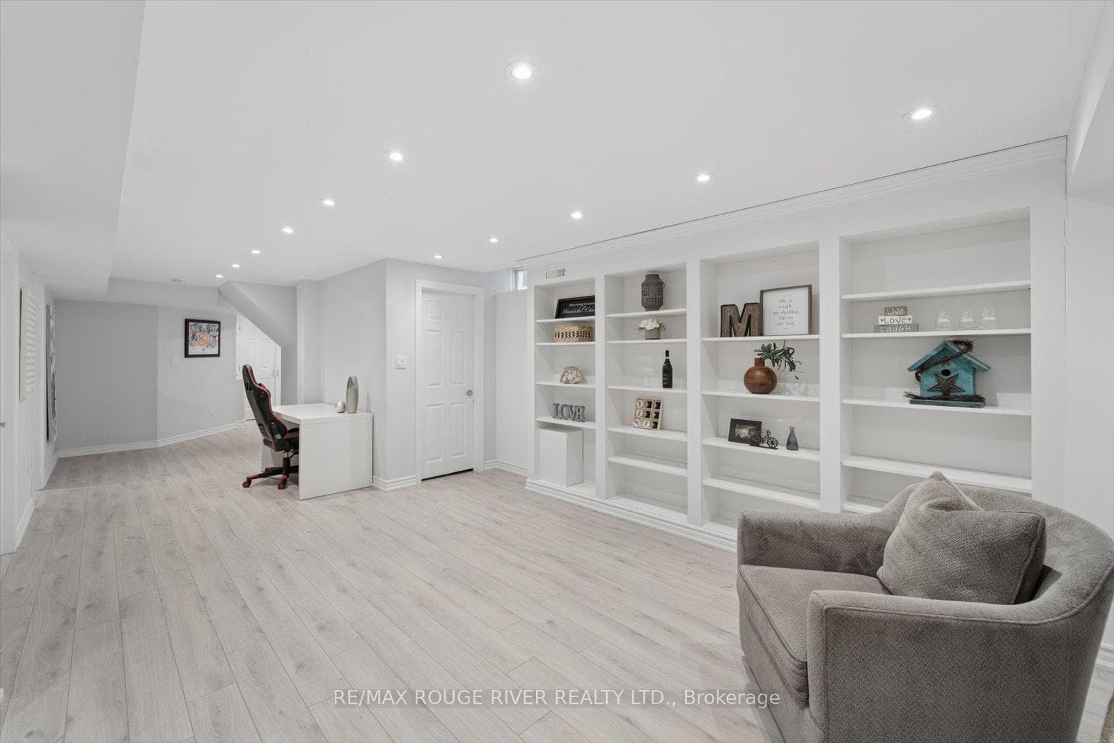 169 Wilshire Drive photo 40