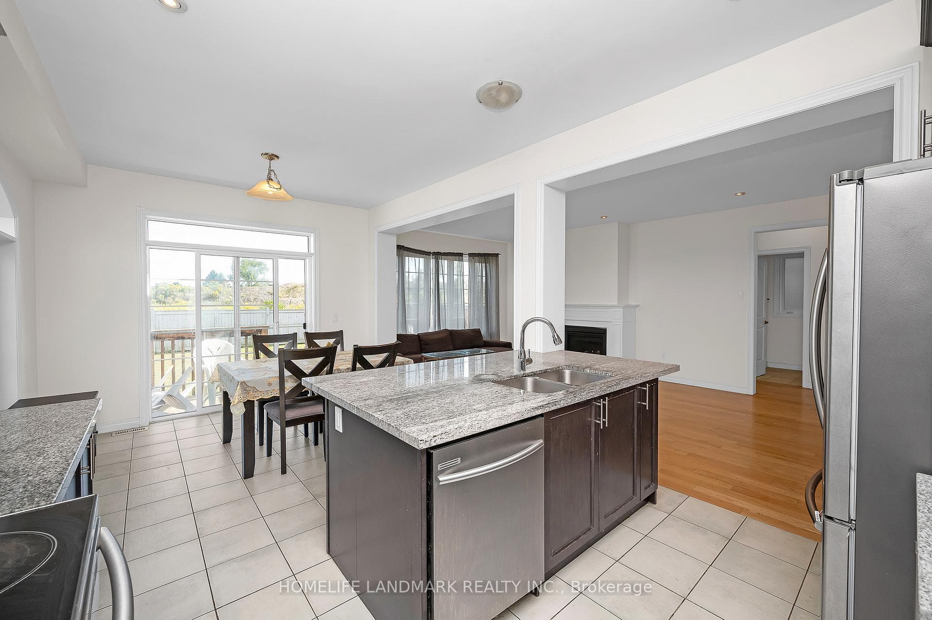 8 Dougherty Court photo 8
