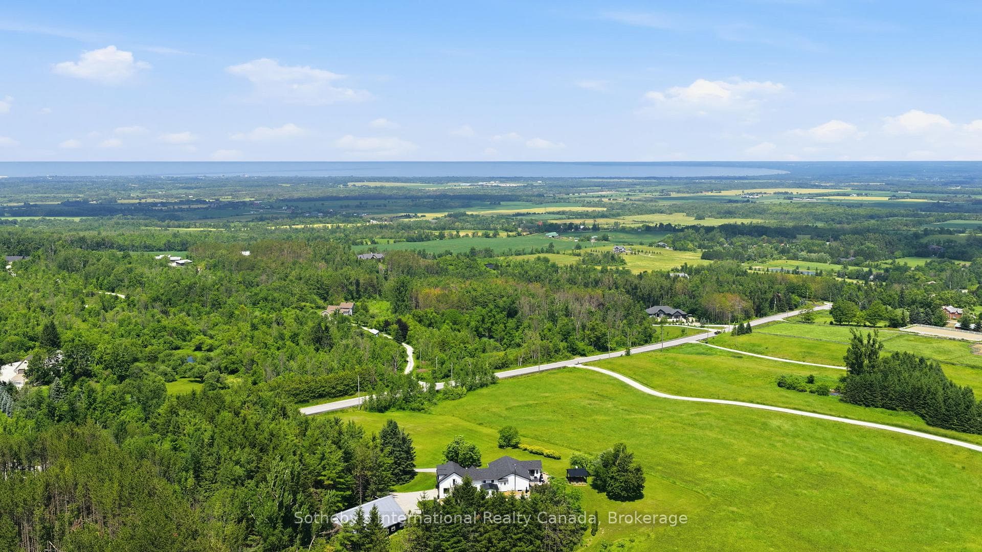 9263 91 County Road photo 2