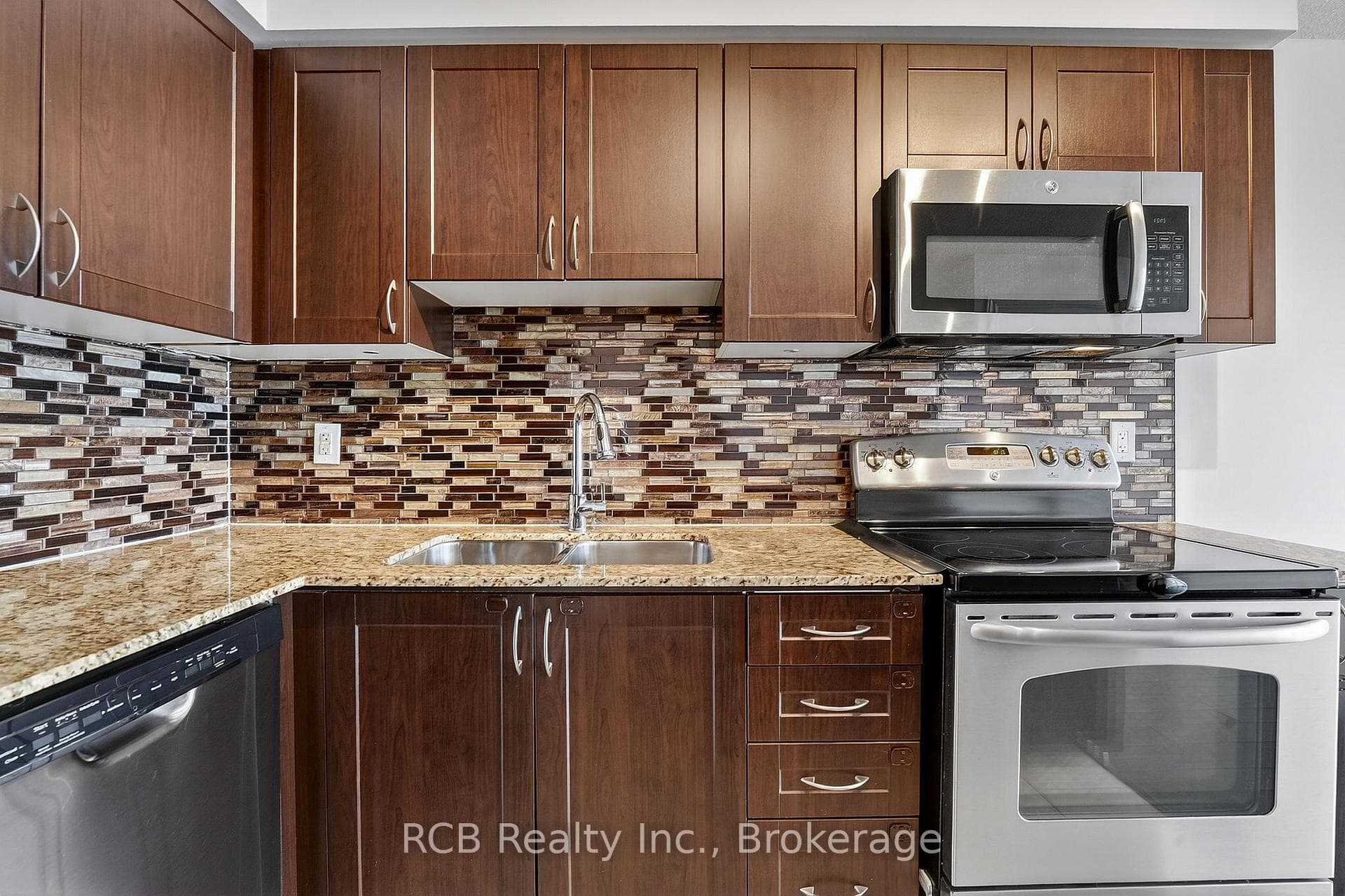 1940 Ironstone Drive Unit 1006 photo 12