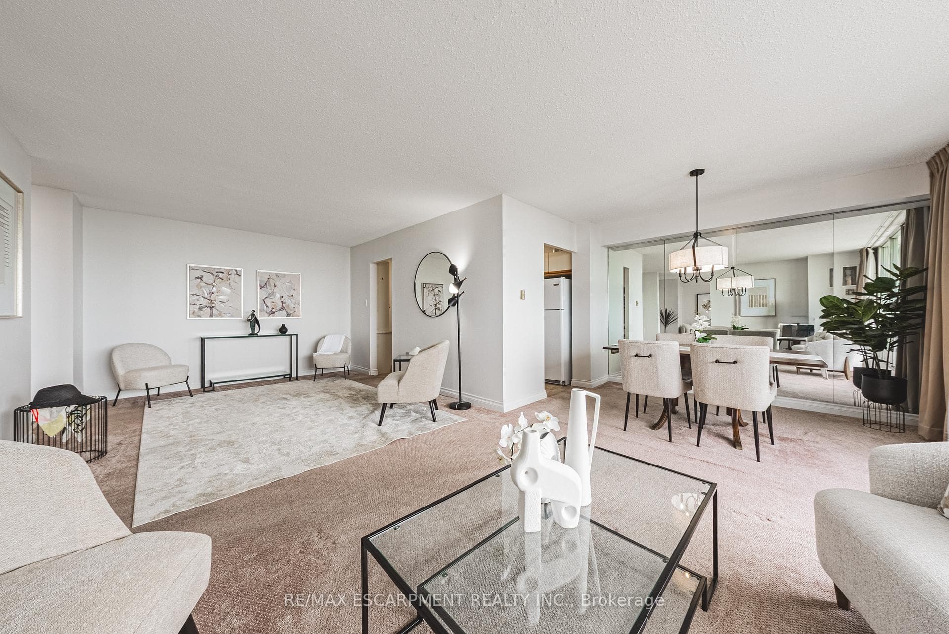 2055 Upper Middle Road Unit 1504 photo 8