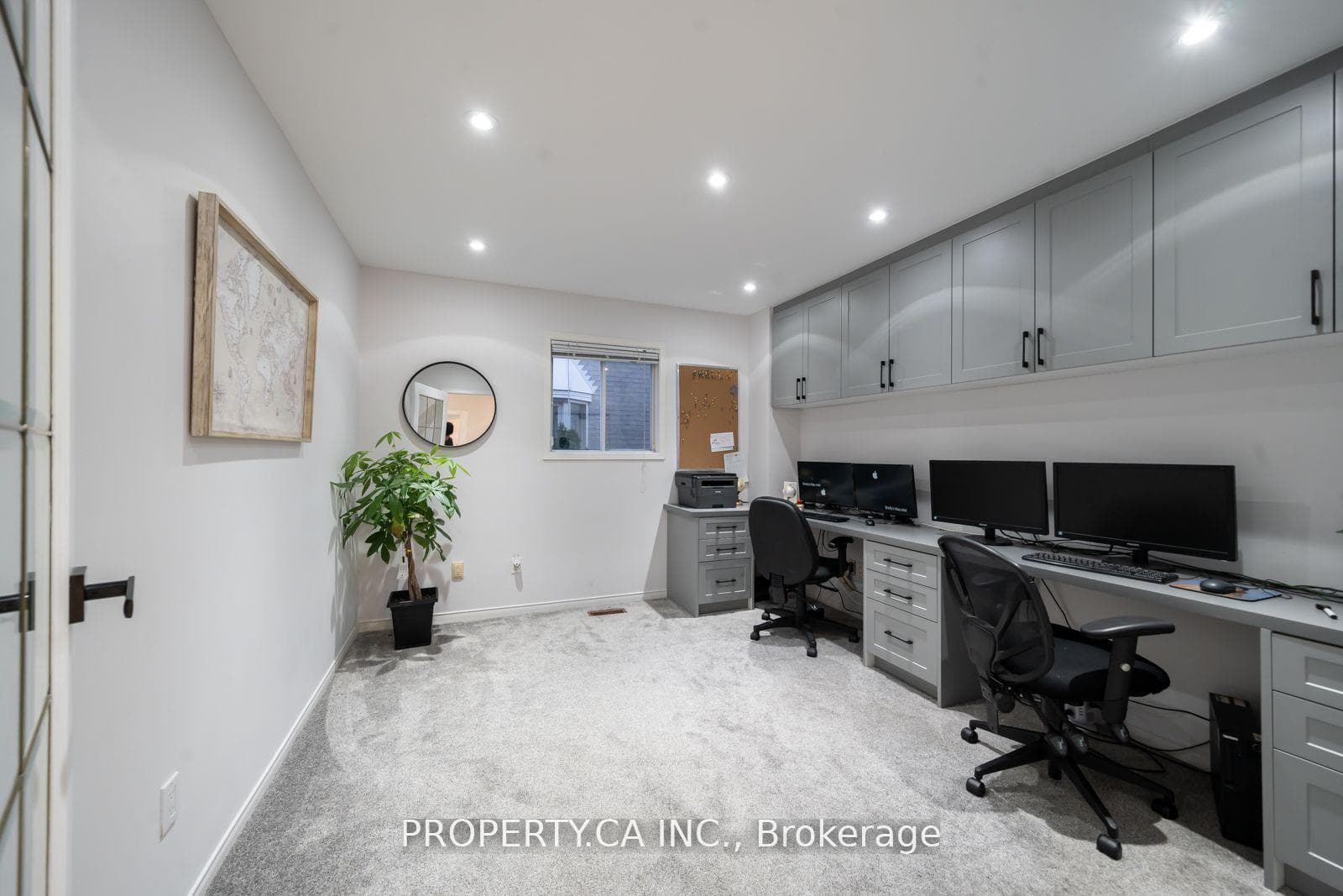 204 Beverley Glen Boulevard photo 15