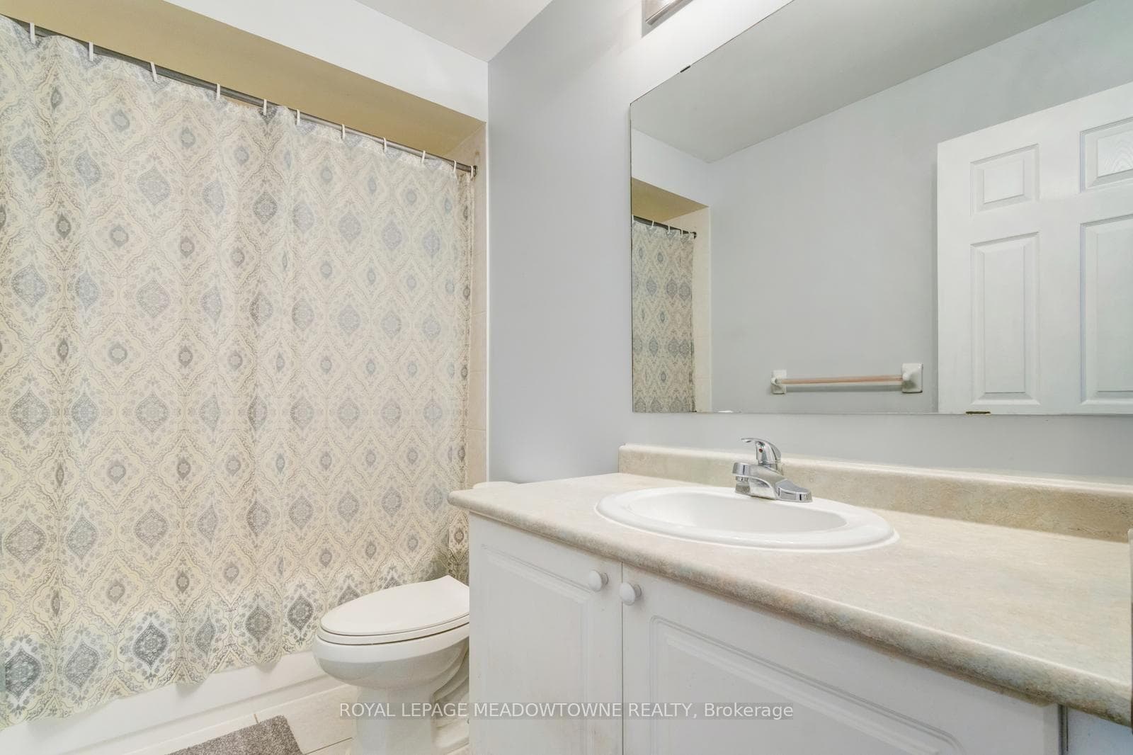 52 Royal Vista Road photo 37