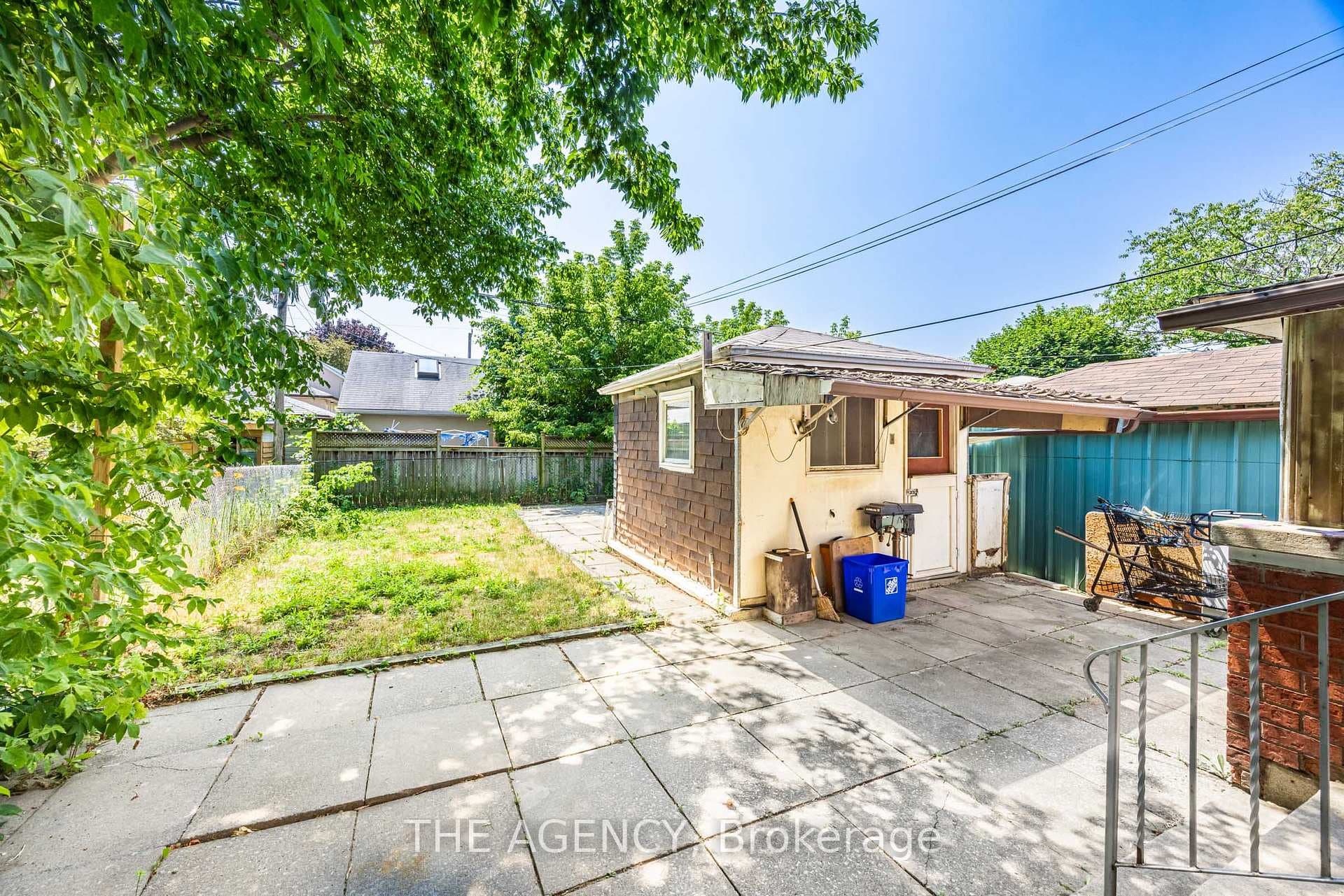 327 Whitmore Avenue photo 29