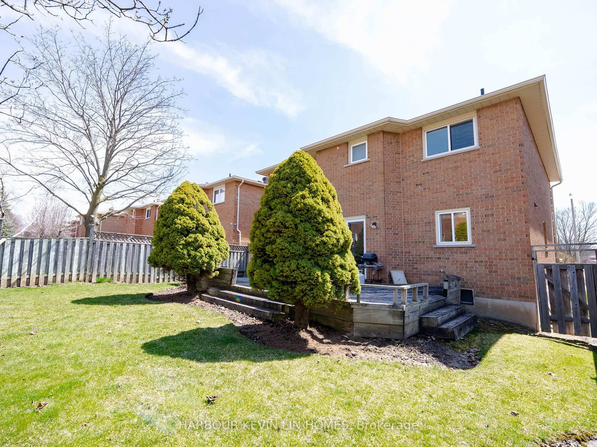 76 Hazelmere Drive photo 25
