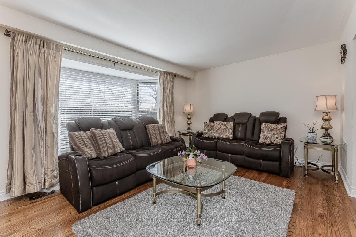 2074 Mountain Grove Avenue photo 8