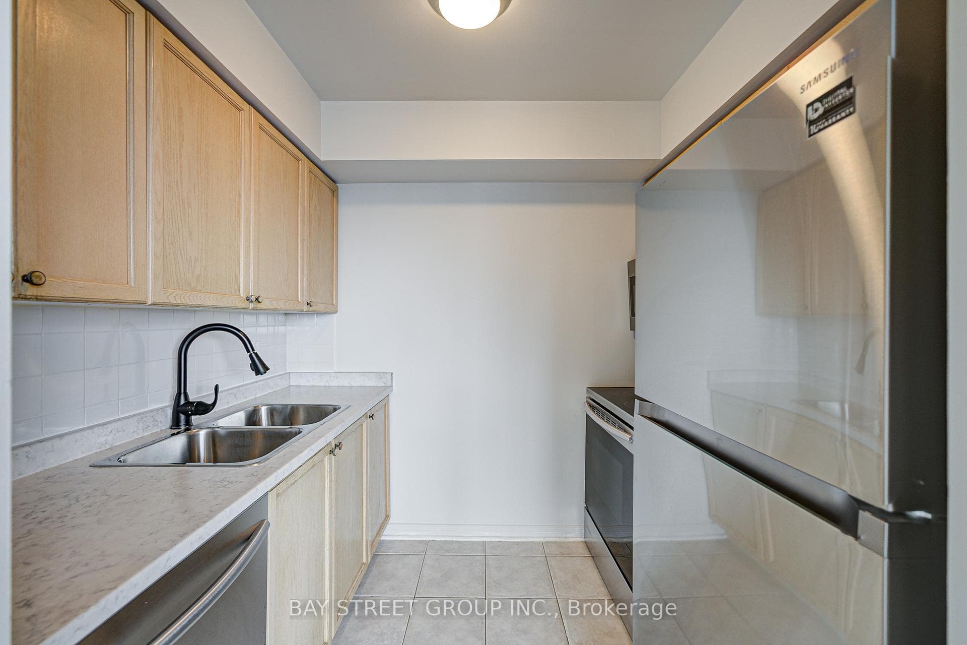 33 Empress Avenue Unit 2107 photo 14