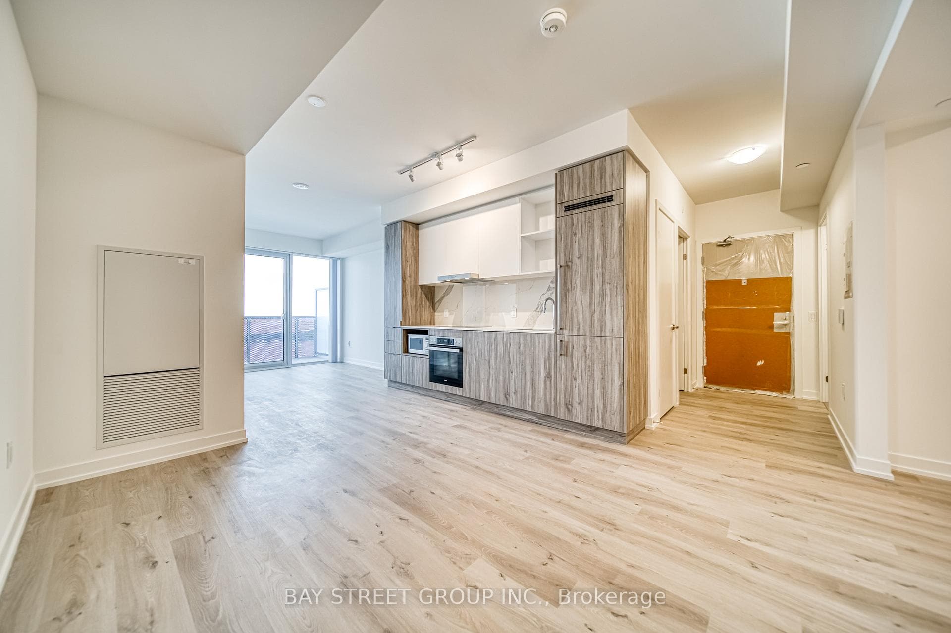 138 Downes Street Unit 5608 photo 1