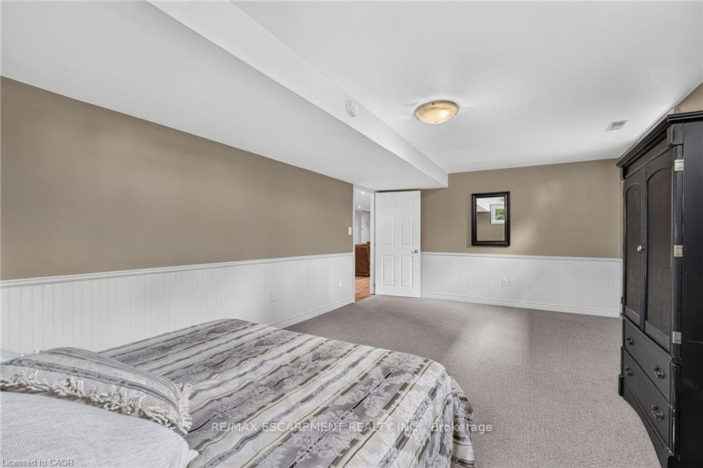 952 Robinson Road photo 33